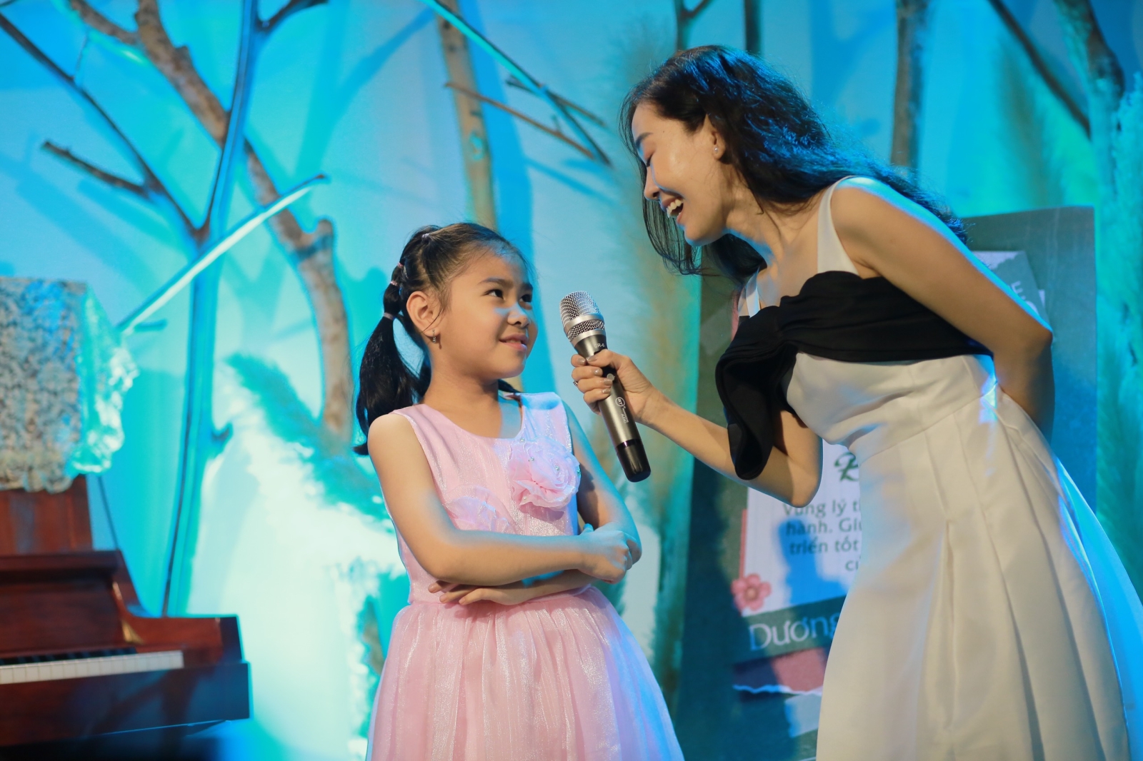 Hình ảnh các buổi biểu diễn của các học viên nhà Dương Cầm